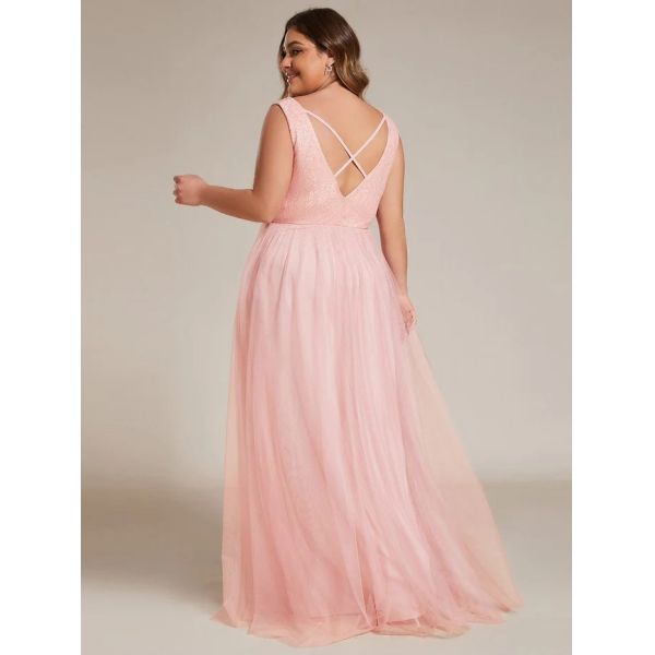 Elegant V-neck Sleeveless Two Straps Empire A-line Plus Size Pink Lace And Tulle Bridesmaid Dress