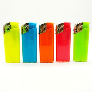 Mini Dy-068 Colorful Euro Standard Cr Plastic Electric Lighter US 0.001/Piece