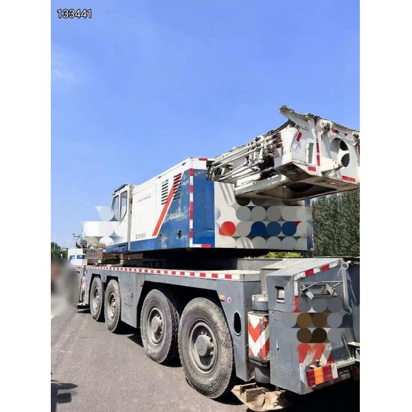 2012 Zoomlion 220t Truck Crane Used All Terrain Crane Construction Machine