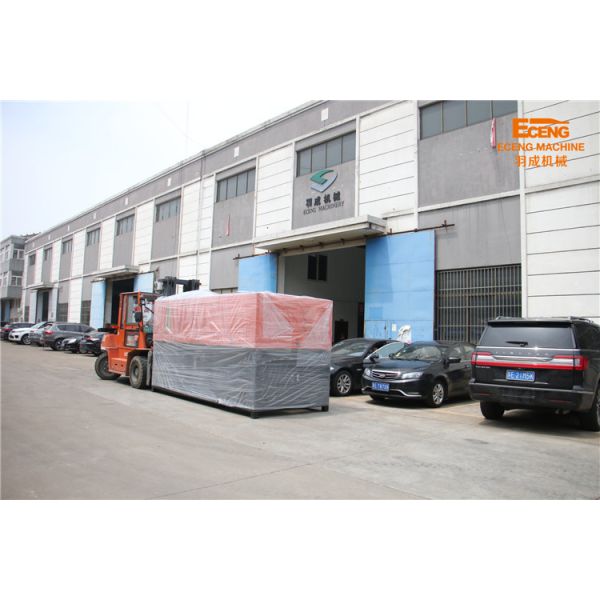 PLC Control Fully Automatic Stretch Blow Moulding Machine For Pet Bottle