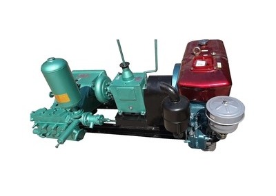 Diesel Engine / Motor Power Mud Pumps For Drilling Rigs With 64mm Outet Pipe Diameter