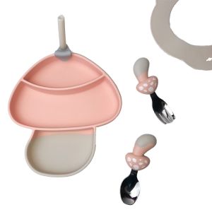 ISO9001 Approved Silicone Baby Feeding Set Plate Mushroom Carrot Shape BPA Free