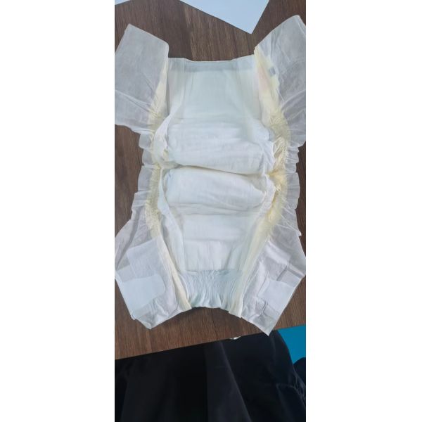 OEM Pampering Swiss Huge Absorption Baby Diapers Nappies Soft