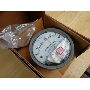 Dwyer Pointer Differential Pressure Gauge 2000 0-0.25 WC Dwyer 2000-00
