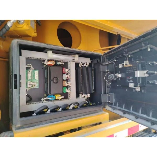 2021 Years 67 M Pump Car Five Bridge Volvo Chassis concrete pump price mercedes benz