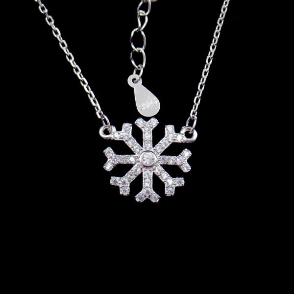 Buy Snowflake Style Christmas Gift S925 Silver Chain Necklace Sweet Winter Design at wholesale prices