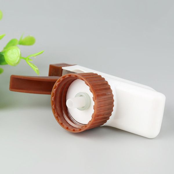 Home Outdoor Chemical Trigger Sprayers Car Or Pet Cleaning Use