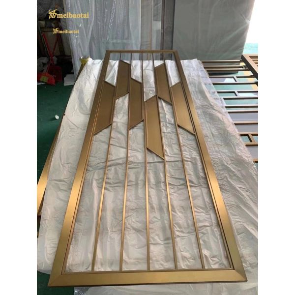 Buy Hotel Decoration 304 Stainless Steel Room Divider 0.3-3.0mm Thickness at wholesale prices