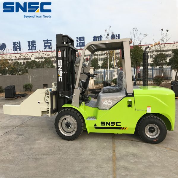 4 Ton Diesel Engie Forklift with Luxury Suspension Seat and Fork Size 1070*125*50mm
