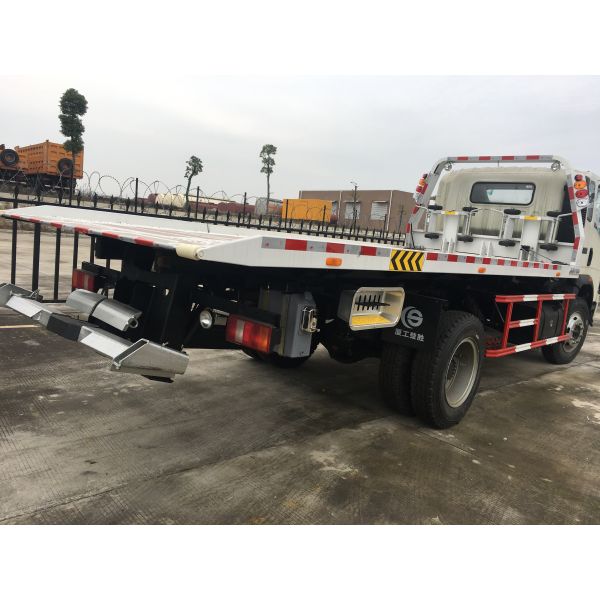 HOWO 4x2 light duty 12 tons flatbed lorry truck for sale
