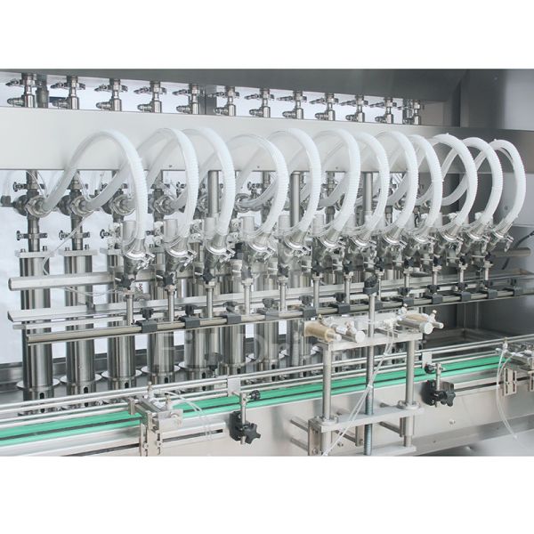 Oil Liquid Piston Filler 3000BPH Piston Liquid Filling Machine SS304