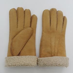 Quality Factory price of classical sheepskin merino gloves ladies sheepskin winter gloves woman for sale
