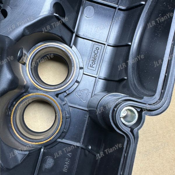 For 2.0T Gasoline Land Rover Engine Valve Cover LR070360 LR056035 LR038319