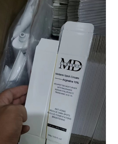 Small MOQ Private Label Facial Skin Care Products, 3 Years Shelf Life in Small, Medium, Large Size