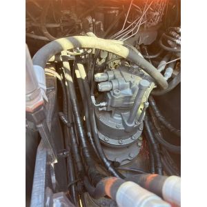 110KW Hydraulic Valve Original Hitachi ZX200 Excavator In Shanghai