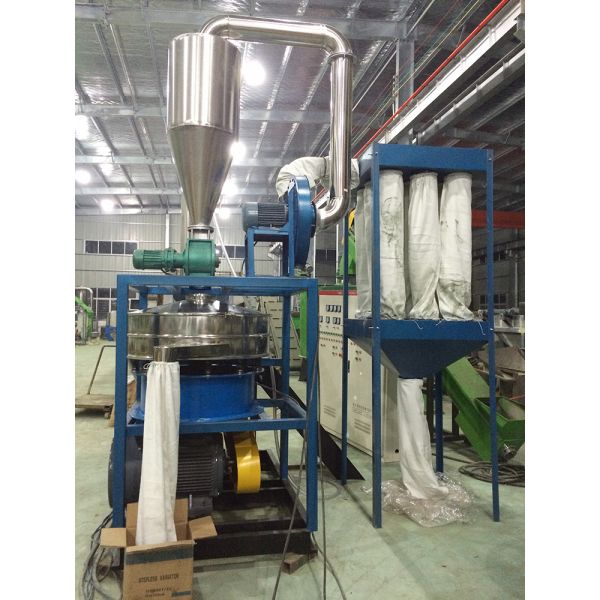100-1000kg/H PVC Pulverizer Machine PP PE Plastic Powder Milling Machine