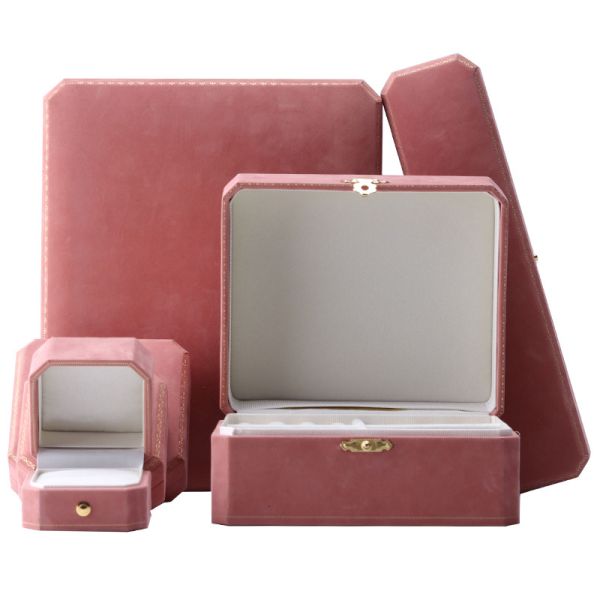 Buy Pink Velvet Rectangle Jewelry Box for Luxury Pattern Bracelet Set Custom Logo at wholesale prices