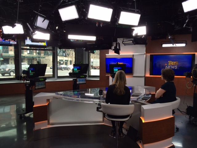 300W RGBYW LED Skypanel Studio Light with 96 CRI and 50,000h Lifespan