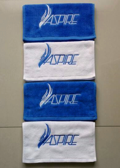 Low MOQ fitness towel/ hand towel/ face towel with customized embroidery