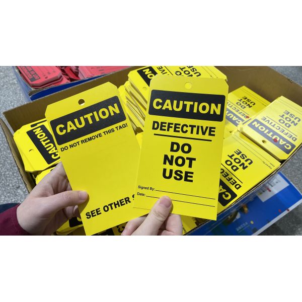 Plastic Caution Tag Yellow Die Cutting Waterproof PVC Safety Tag for Equipment Identification