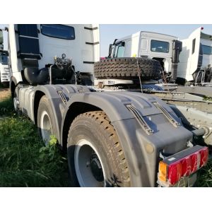 HOWO Used Semi Tractors LHD Drive Model