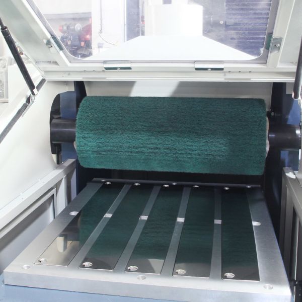 Buy Vacuum Adsorption Stainless Steel Sheet Grinding Flat Metal Plate Polishing Machine With Environmentally Friendly Cover at wholesale prices