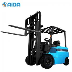 China Ride On  Electric Powered Forklift 3 Ton Capacity 48V Battery Energy Efficient on sale