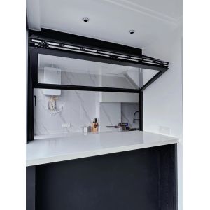 Wide-Angle Folding Window Assembly Creating Uninterrupted Garden Perspectives