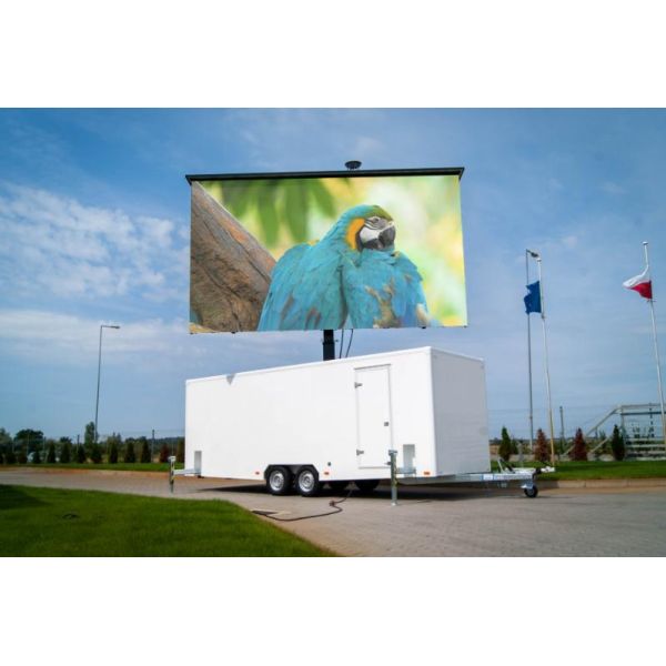 High Refresh Frequency Mobile Truck LED Screen for On-the-Road Advertising