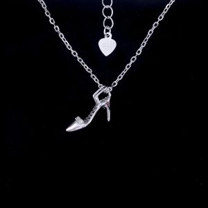 Lovely Little Girl Children Shape Jewelry Silver Necklace With Zircon