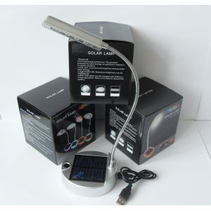 Energy saving 150000mcd Solar Powered LED Lamp 100 * 92 * 260mm