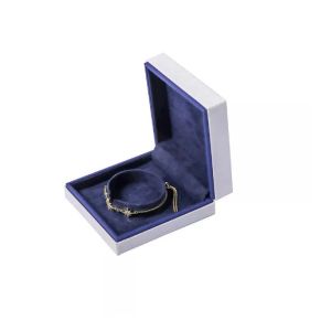 Flip Top Gift Magnetic Jewelry Packaging Box Custom High End