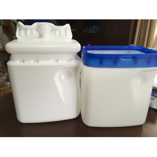 Buy Baby milk powder container  HDPE Blow Molding Machine Extrusion at wholesale prices