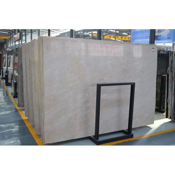 Random pattern rose flower brush sunny beige marble