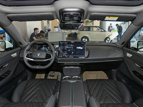 Electric Suv Cars 4X4 Left Auto Changan Blue Sl03 Big Space Adult Maximum Power 190kW