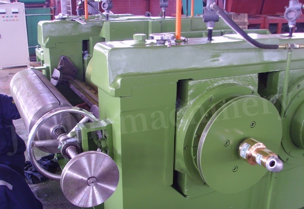 XKJ-480 Customized Rubber Refining Mill For Reclaimed Rubber Easy Maintenance