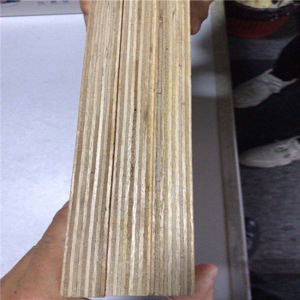 Buy 25mm Sapele Faced Plywood at wholesale prices