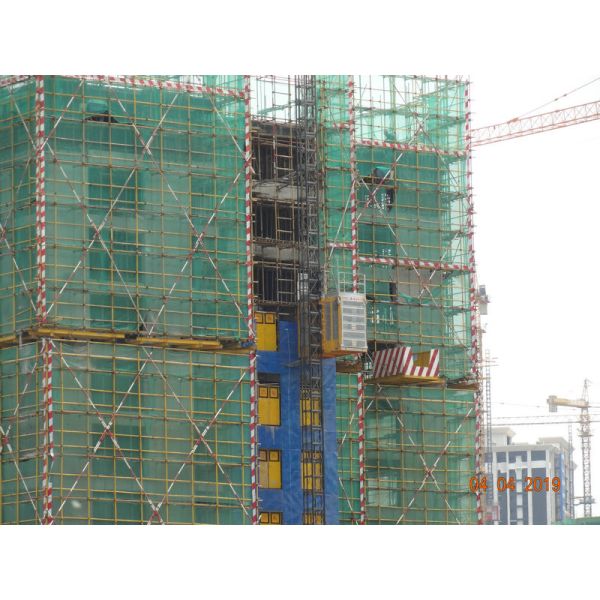 Buy VFD 2000 Kg Rack Pinion Lift Construction Hoist Safety at wholesale prices