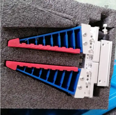 Two 4 6 2 Finger Robot Gripper For Small Parts Flexible Adaptive 66 To 100mm Length 12 To 64mm Stroke