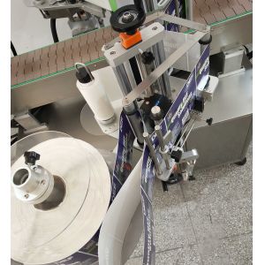 YIMU YM620 Automatic Stickers Double Sided Labeling Machine For Square Bottles