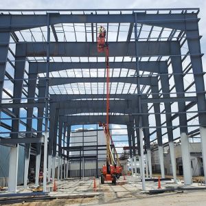 Steel Frame Prefabricated Steel Components for Steel Structure Workshop Metal Type Steel Span 10-30 Meters