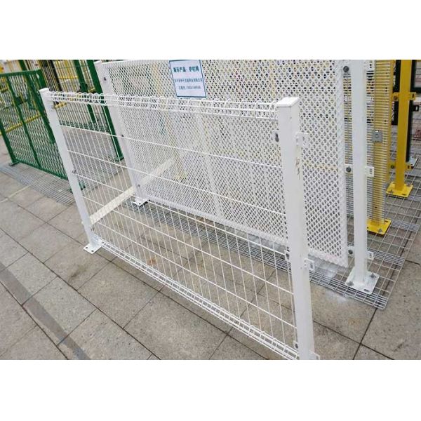 Buy high rigidity rolled Top 75*150 Double Circle Fence at wholesale prices