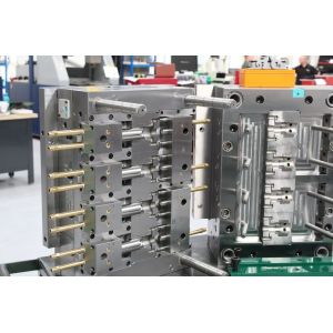 Precise Processed P20 Plastic Injection Mold with Meusburger Standard