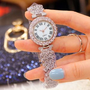 28mm Women Quartz Wrist Watch SL68 Movement Water Flashing Plating