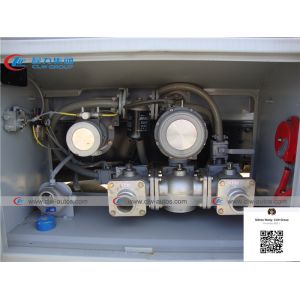 FAW 4x2 140HP 10cbm Mobile Fuel Dispensing Trucks