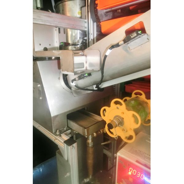 supermarket fresh sugarcane juice vending machine