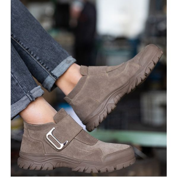 Rubber Sole Safety Shoes for Unisex Suede Work Boots in Industrial Settings