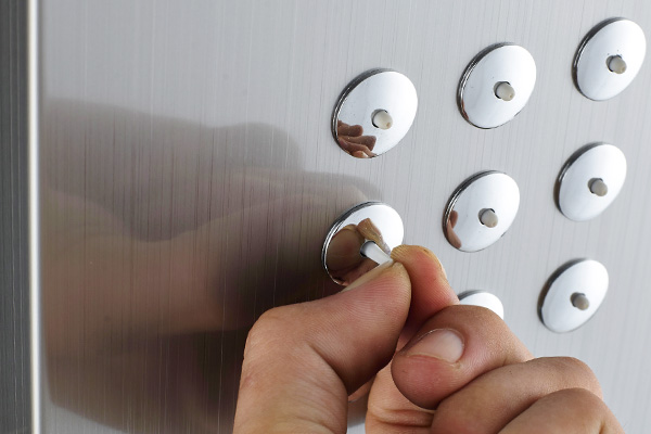 Nickel Brushed Thermostatic Shower Panel Operating Temperature 0 - 100℃ ROVATE