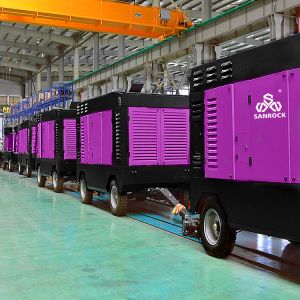 Low Noise Screw Air Compressor With Wheel Engine Driven Industrial Screw Air