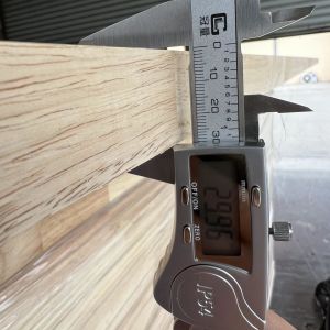 Smooth Durable Finger Joint Rubberwood Board , Moistureproof Rubber Tree Wood